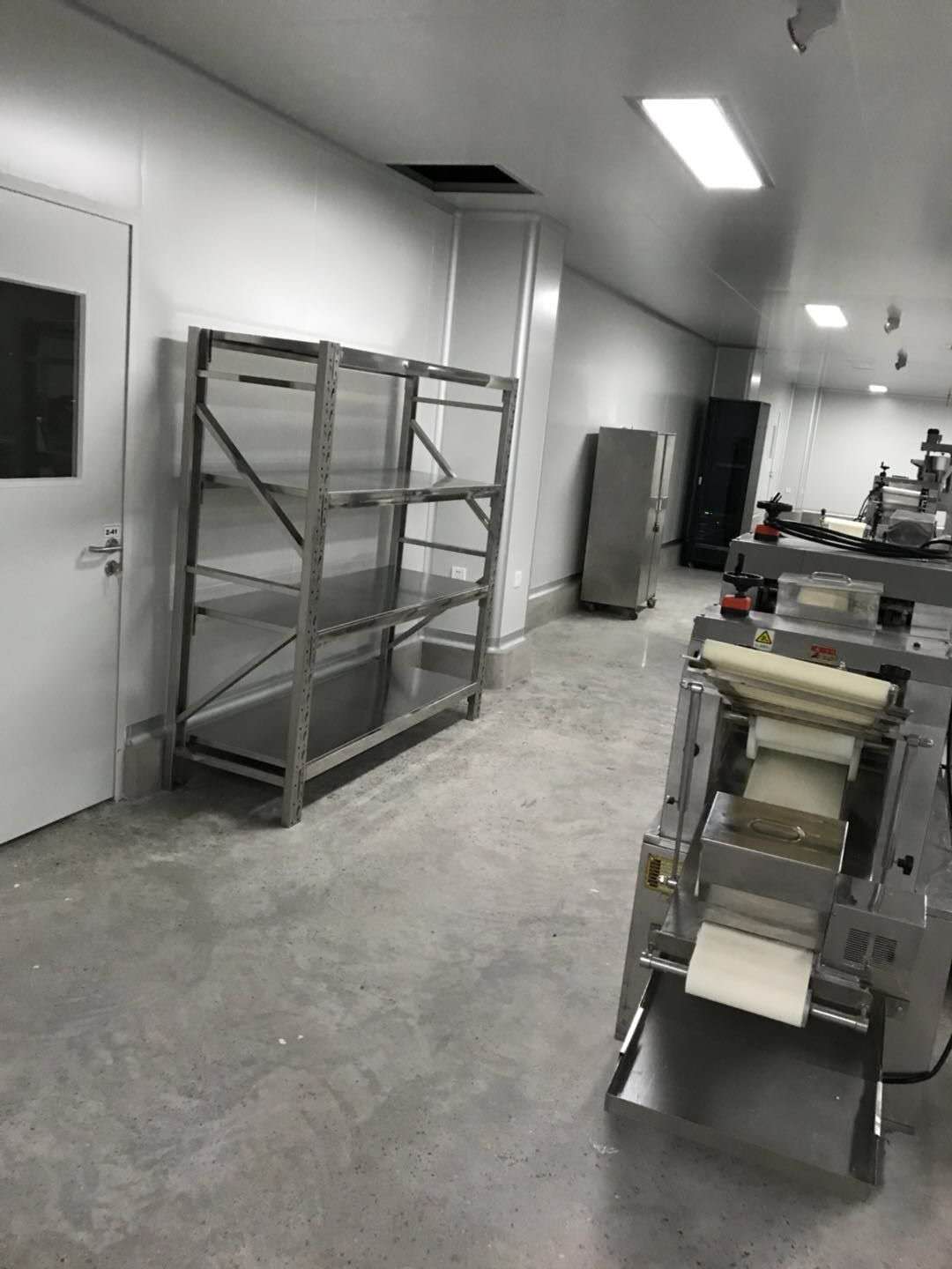 ���P�؛��